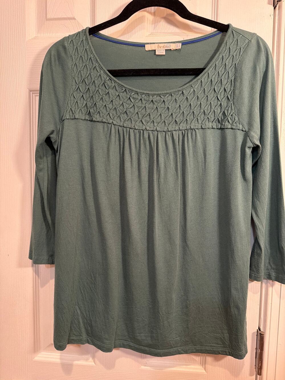 Boden Sage Green Smocked Yoke 3/4 Sleeve Jersey Top US 6/UK 10 Blue Piping